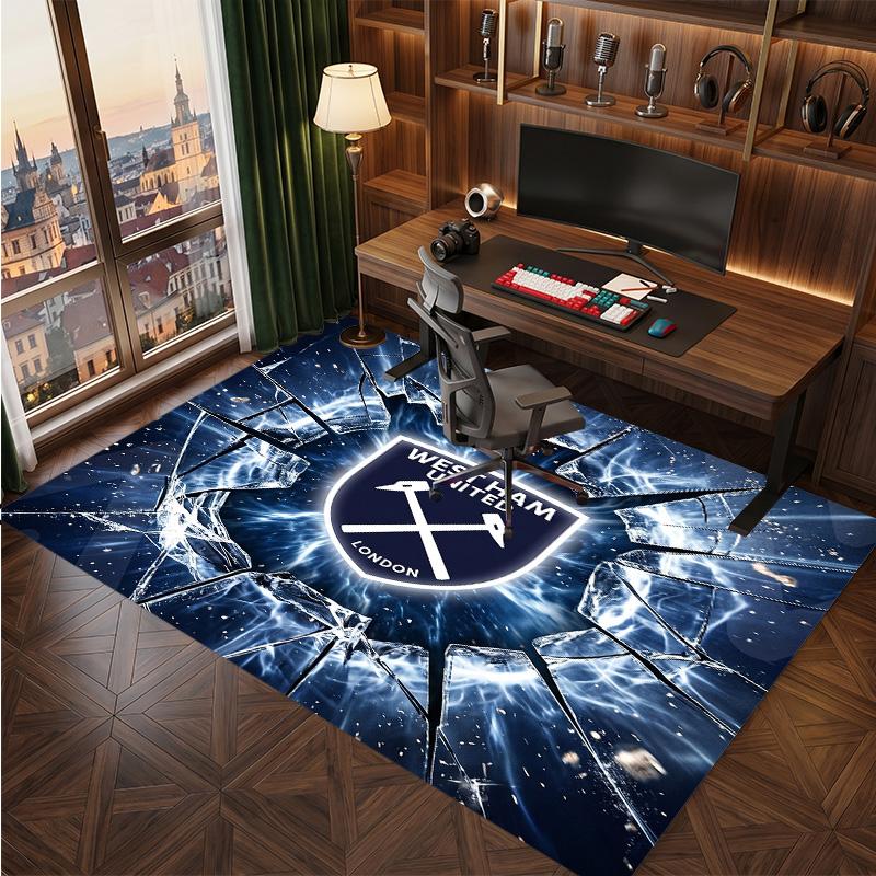West Ham United Football Print Crystal Velvet Rug, Comfortable Water Absorbent Non Slip Indoor Floor Carpet