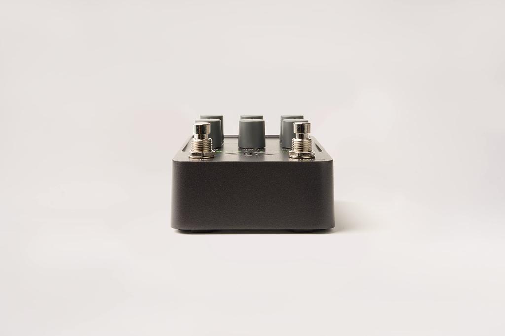 Universal Audio UAFX Galaxy '74 Tape Echo & Reverb DelayReverb Pedal