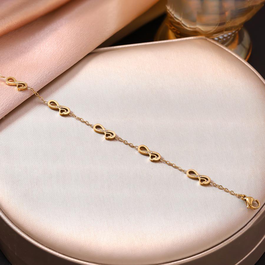 French Retro Gold Plated Stainless Steel Heart-Shaped Diamond Bracelet for Women