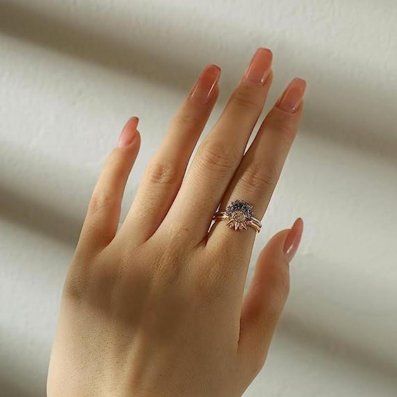 Celestial Blue Sparkling Moon Sun Star Crystal Ring for Women Fashion Elegant Stackable Finger Band Party Jewelry Gifts