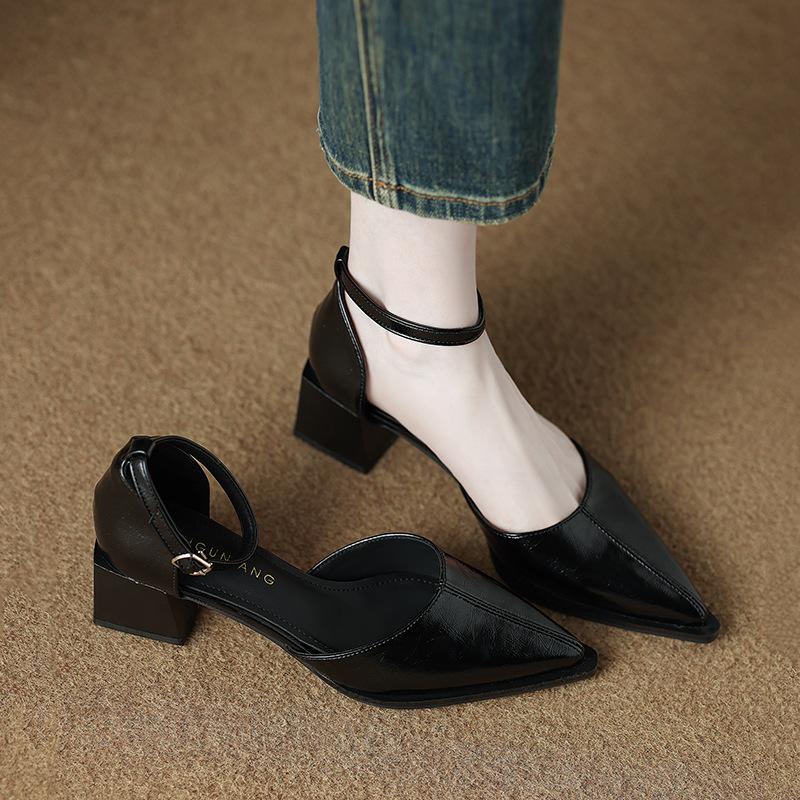 8716-1 pointed high heels women's 2025 spring and summer new temperament word with hollow bag head sandals