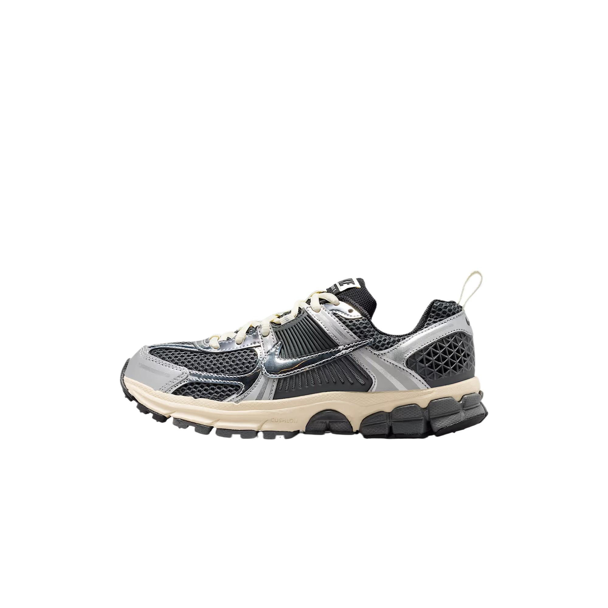 (GS) Nike Air Zoom Vomero 5 Iron Grey Coconut Milk Chrome Kids IM9467-002 EU 37.5