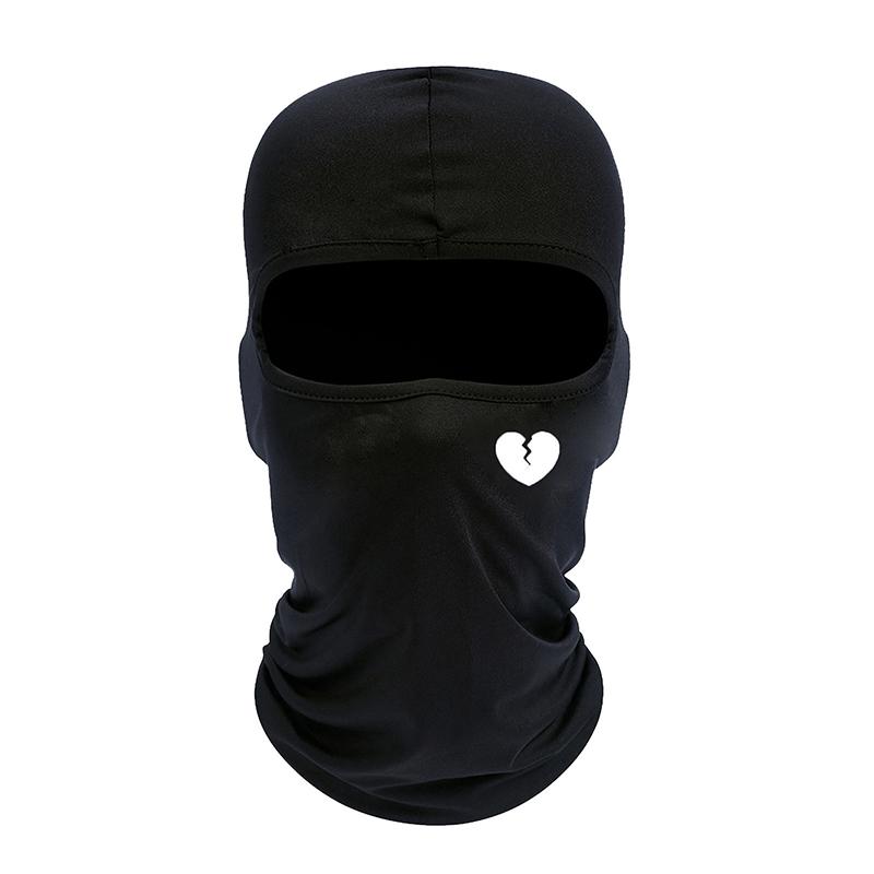 Unisex And Windproof Solid Raw Decor  Balaclava Hat With Heart Broken Pattern Autumn And Winter Warm Ski Cold Hat