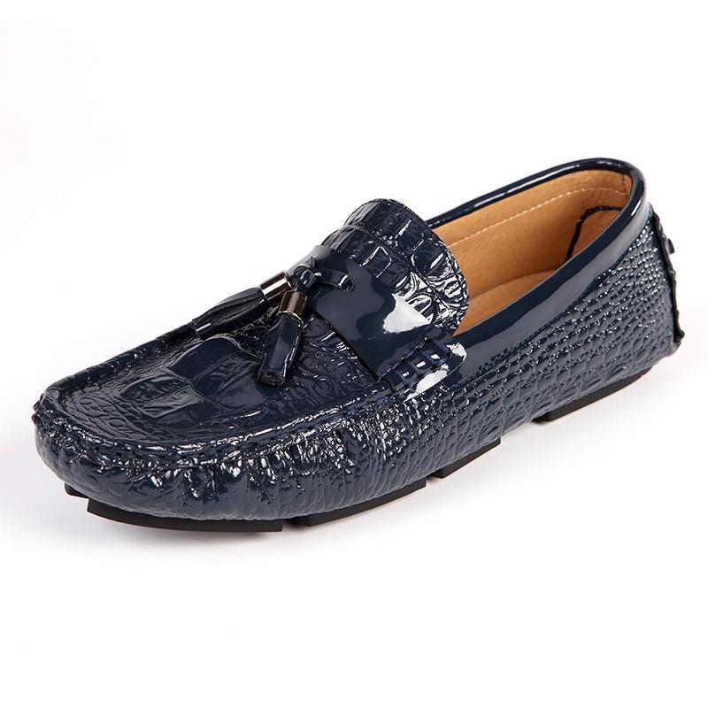 2022 Spring Men s Crocodile Pattern Leather Slip-On Loafers - Large Size Trendy Driving Shoes 44