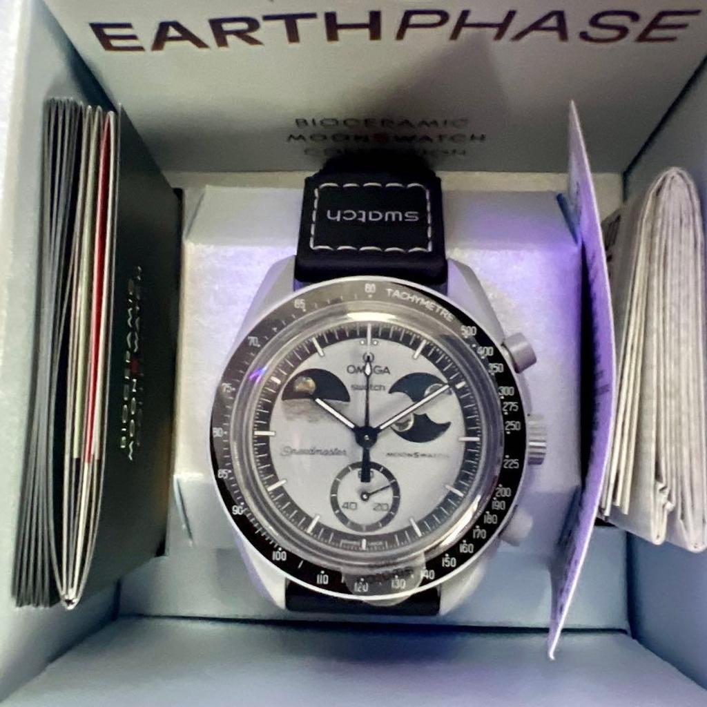 Used New OMEGASwatch Earthphase MoonSwatch complete item