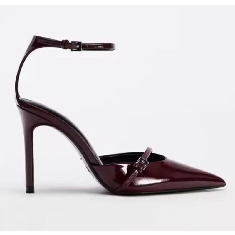 Fashion New Pointed Toe Women High Heels Fashion Designer Women Sandals Elegant Metal Decoration Street Style Mary Jane Shoes