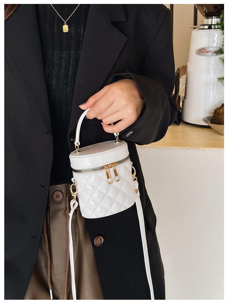 2025 Kids' Jelly Mini Cylinder Crossbody Bag – Cute, Stylish Small Handbag for Makeup & Accessories