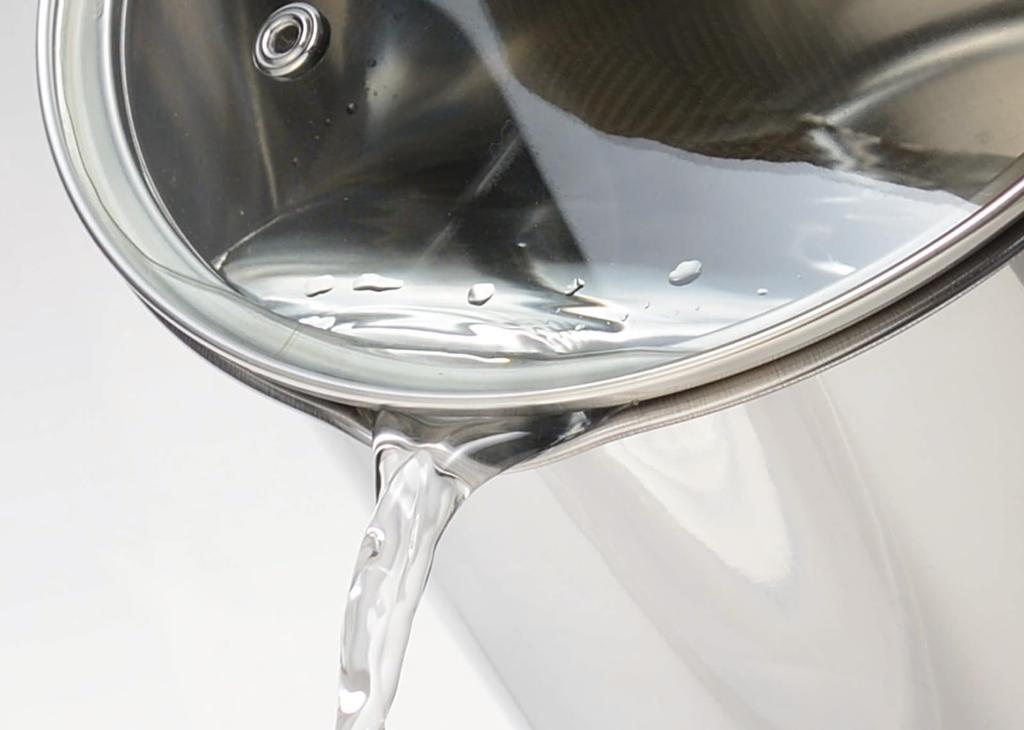 Kakusee Nilworka NW-09 Multi-Pet, 16cm, 2.4L Capacity, Gas Stovetop Compatible, Lightweight, Glass Lid, Stainless Steel, Rust-Resistant, Silver