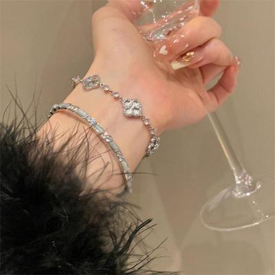 Exquisite Shell Flower Zircon Bracelet – High-End Fashion Jewelry for a Stunning Look