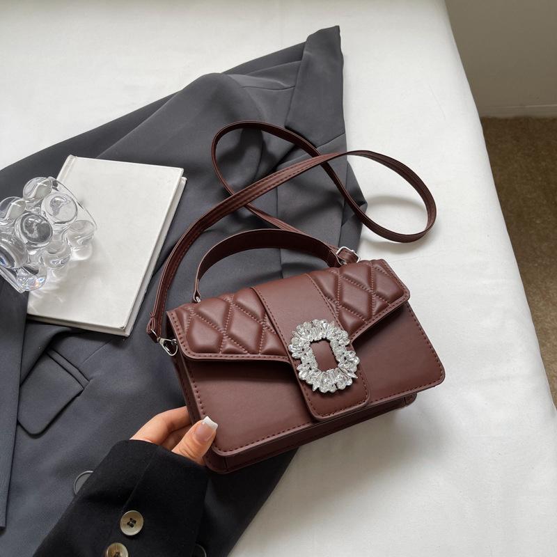 Однотонная сумка через плечо для женщин — фото 3