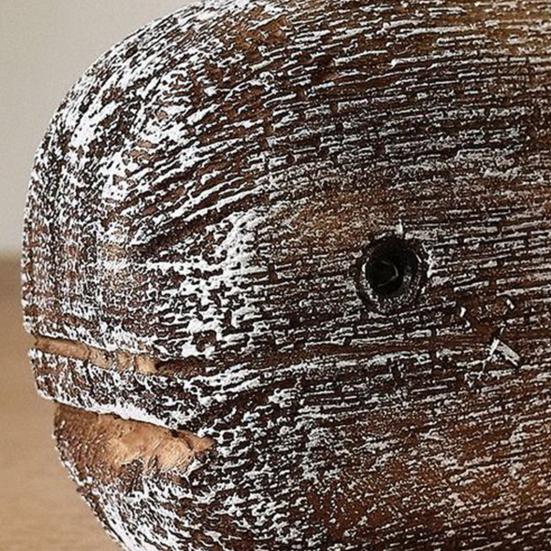 Rustic Resin Whale Statue, Ocean Coastal Whale Sculpture, Nautical Farmhouse Tabletop Sea Animal Figurine for Home Shelf, Desk Decor