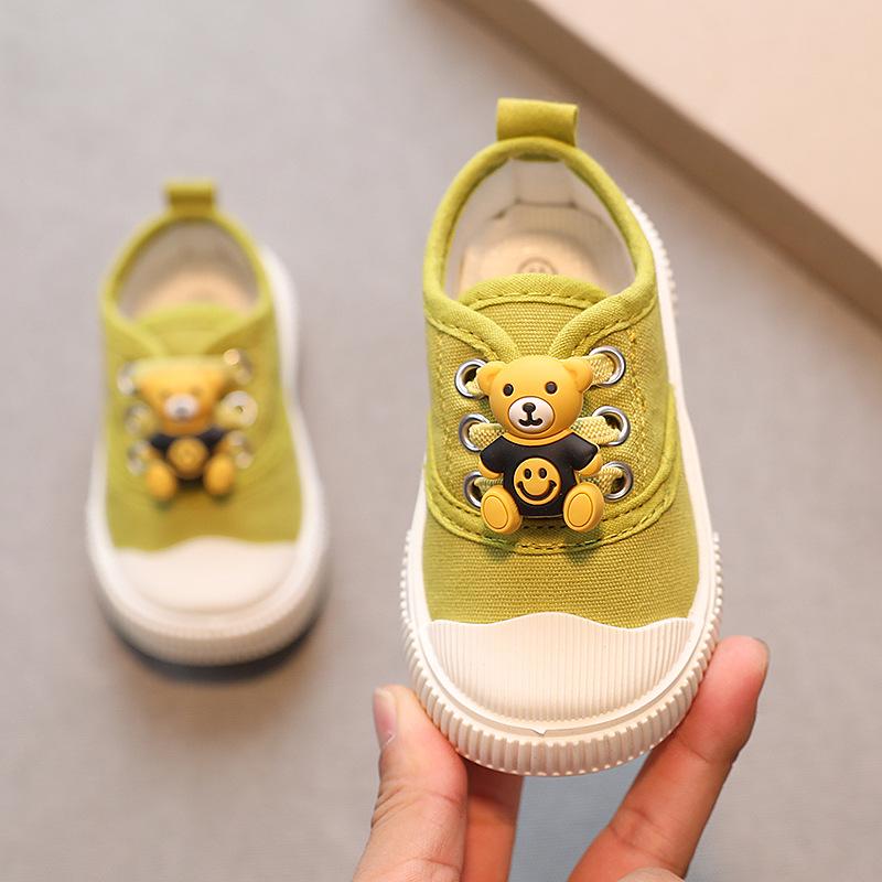 Solid Soft Sole Baby Slip-On Canvas Shoes for Boys and Girls, Super Soft First Walker Shoes for Spring and Autumn.