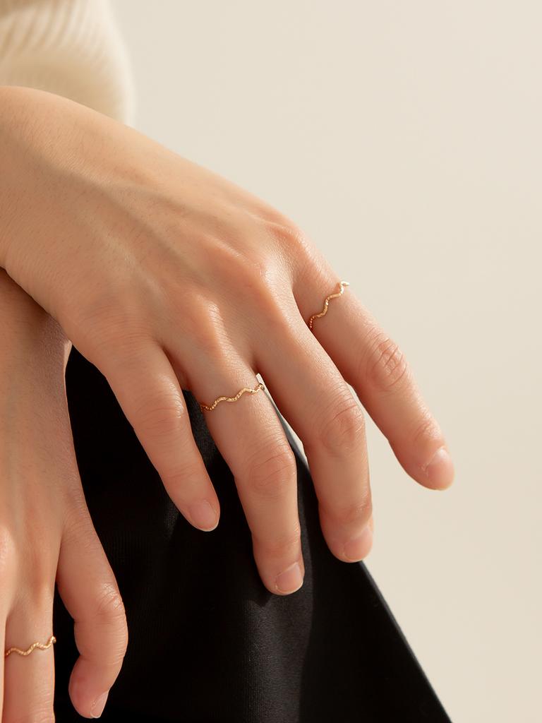 Lunne 14K Sparkle Wave Thin Ring (14K Gold) Lfr10 (B Type)