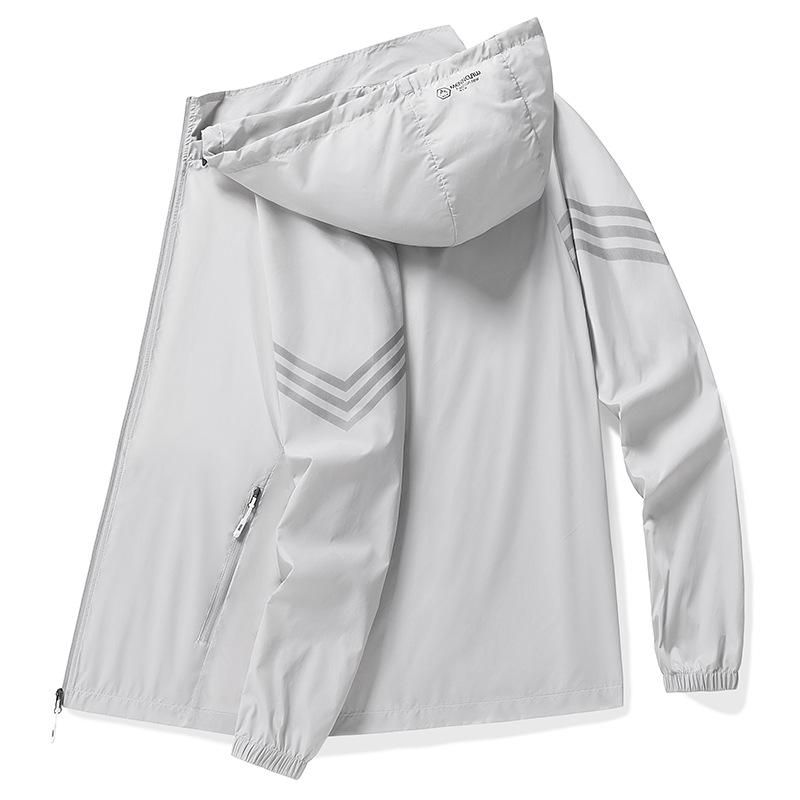 Silk Thin Sunscreen Clothes for Men's Summer Breathable Skin Clothes for Men's Fishing Sunscreen Clothes Jacket Outdoor Cardigan Coat