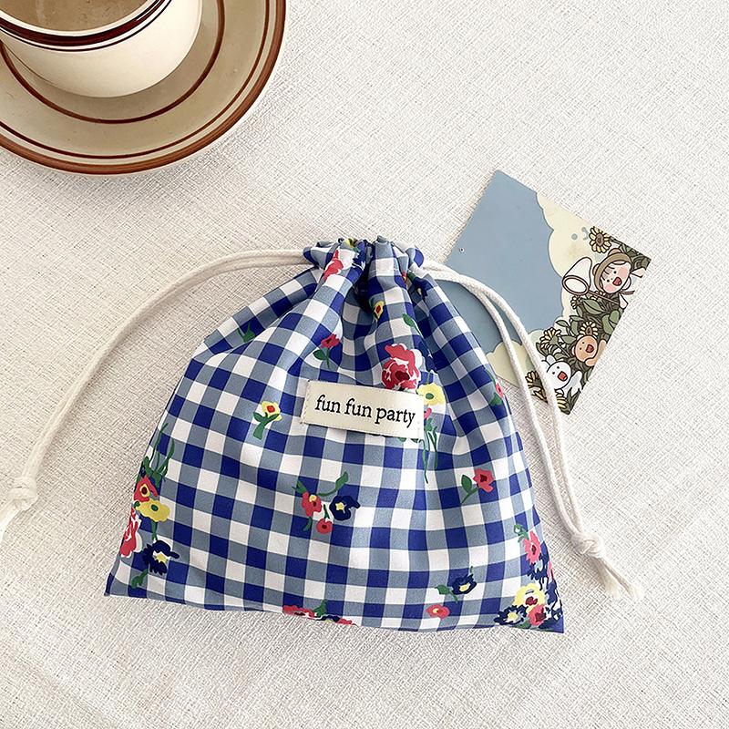 Multifunctional Cotton Plaid Storage Drawstring Bag For Women Portable Finishing Storage Pouch Cute Makeup Bag Candy Organizer