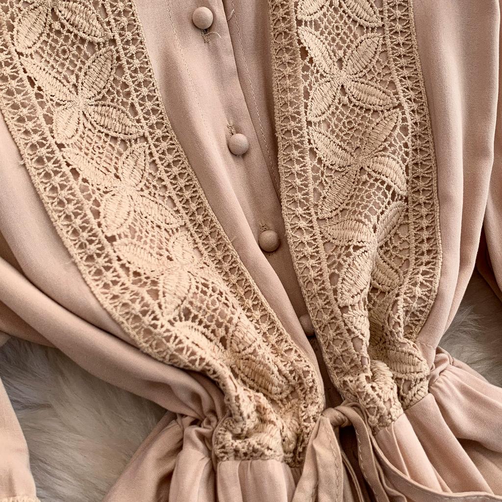 Lace Patchwork Round Neck Long Sleeved Dress for Women In Spring  Autumn Buttoned Drawstring Waist Cinching Slimming Cake Women Dress