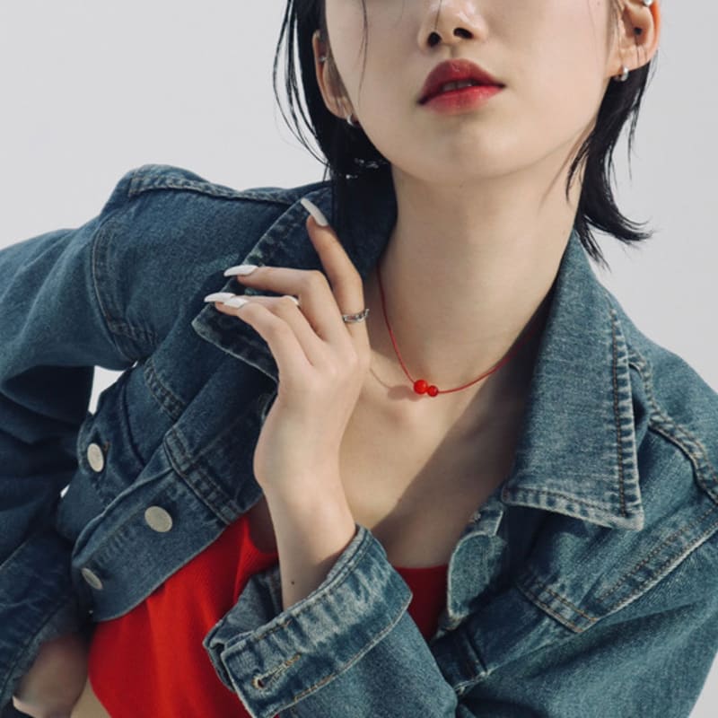 Baroque Stone Red gemstone leather necklace