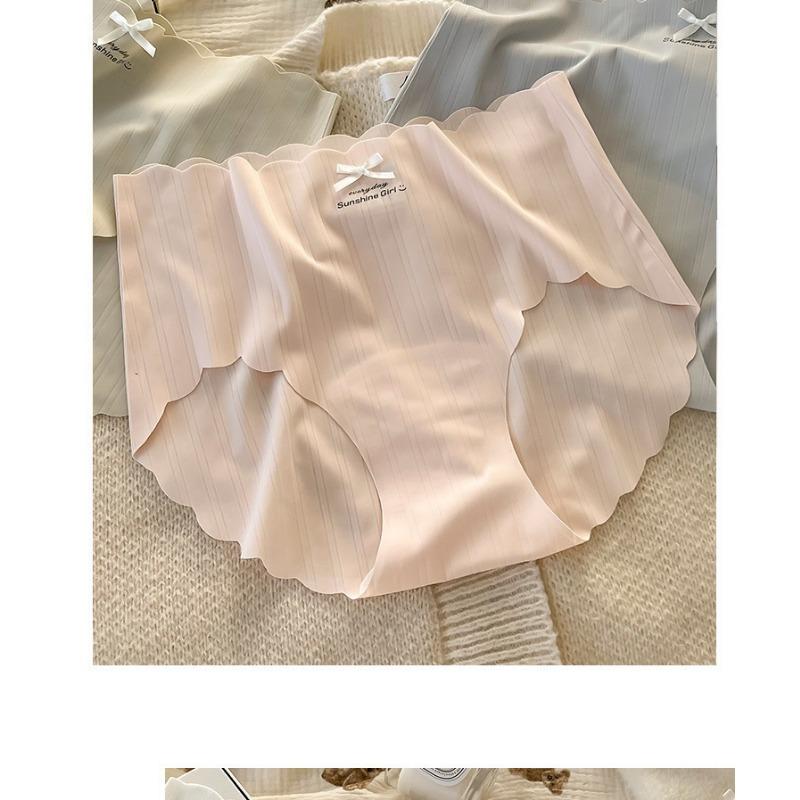 Women Mid Waist Seamless Antibacterial Ice Silk Panties With Pure Cotton Crotch