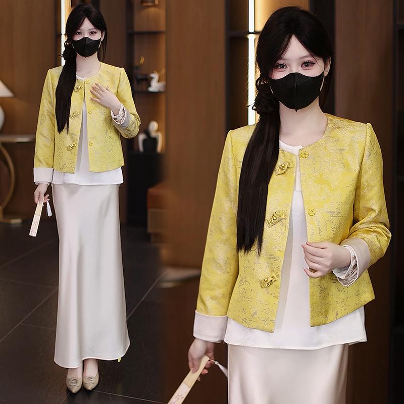 

Women’s Spring Golden Jacquard Frog Button Long Sleeve Slimming Jacket XL золотистий