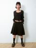 Sukkoleuseji Bermuda Shorts Resembling A Folded Page (Black)
