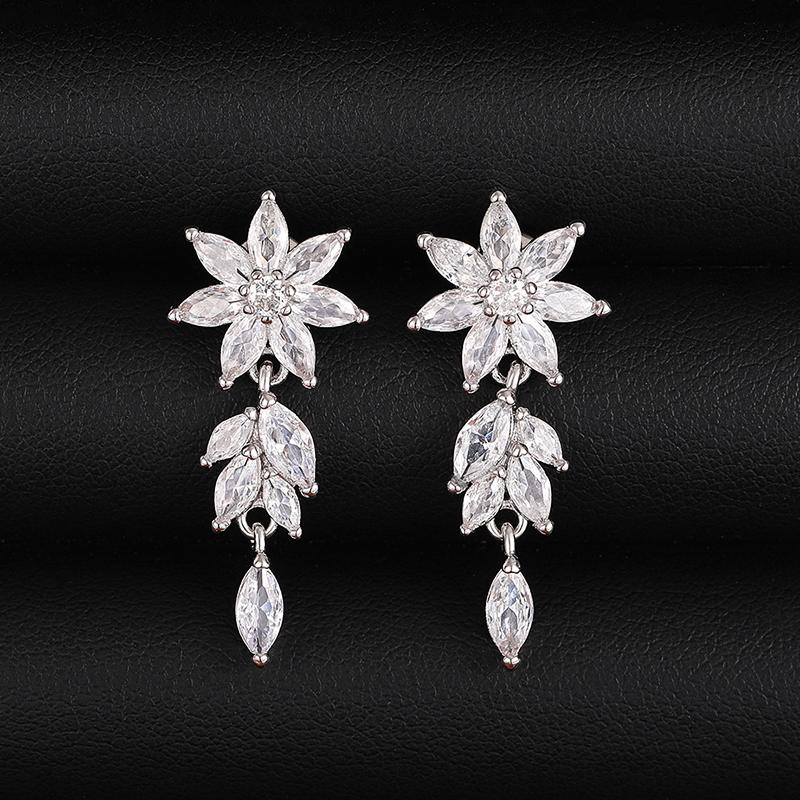 Huitan Exquisite Drop Earrings for Engagement Lady Silver Color Brilliant Zirconia Accessories Delicate Wedding Gift