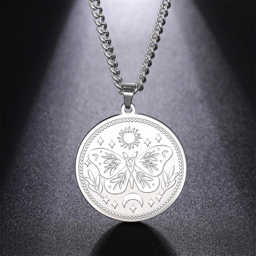 Witchcraft Butterfly Monn Sun Round Necklace Vintage Stainless Steel Luna Moth Pendant Necklace Fashion Birthday Jewelry
