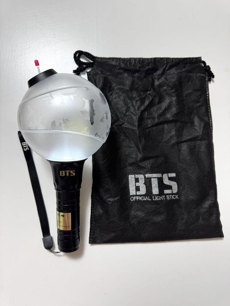 [USED] BTS Official Light Stick ver.1 First Generation AmiBomb