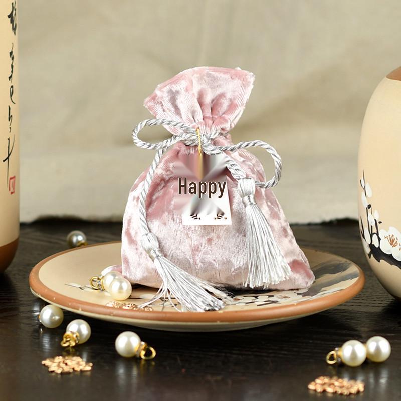 Elegant Silk Velvet Wedding Candy Gift Bag for Guests
