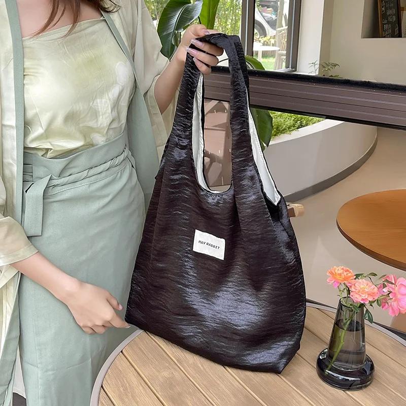 Einfaches Design Damenweste Schultertasche Große Kapazität Perlmuttfarben Damen Einkaufstaschen Pendeln College-Mädchen Buch-Tote Handtaschen