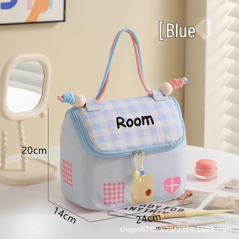 

Large Capacity Cosmetic Bag with Partitioned Storage - Essential Wash Bag for Travel or Daily Use