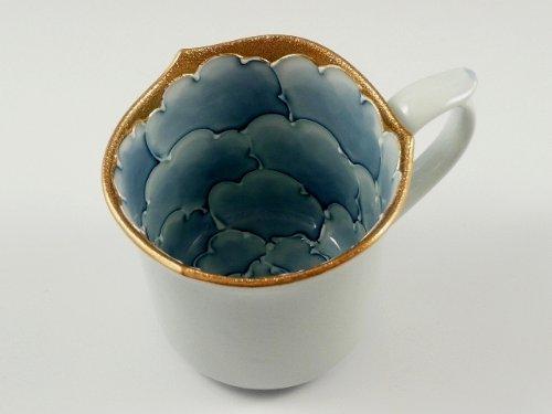 Arita Ware Bunzan Kiln Gold Peony Ring-Shaped Mug 18114