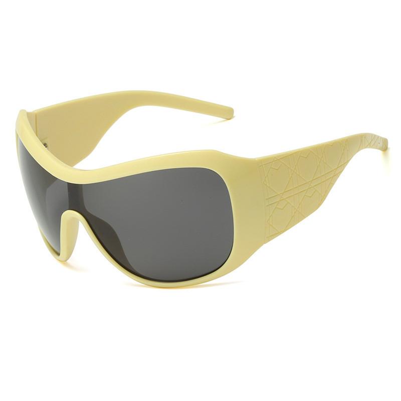 Oversized Cat Eye Sunglasses With Uv400 Polarized Pc Frames For Fashion And Travel