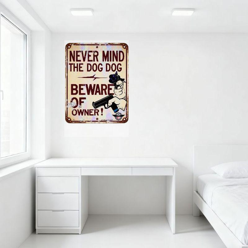 Vintage 'Never Mind The Dog, Beware Of Owner' Metal Tin Sign with Guns Illustration - Rusty Faded Aged Wall Decor for Bar Cafe M
