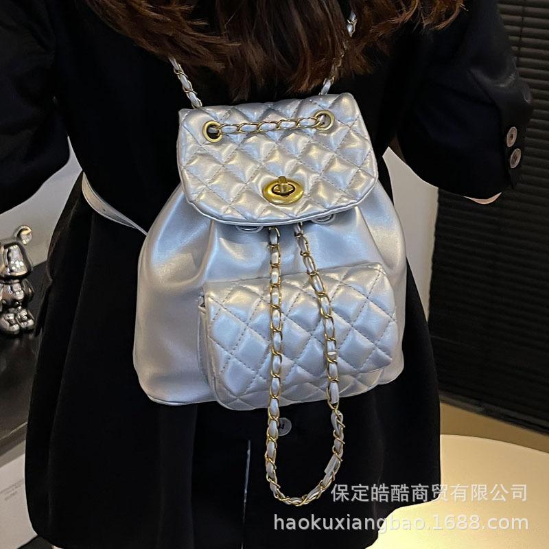 Silver backpack women's 2025 new fashion diamond schoolbag college student travel light go out chain small backpack