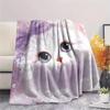 Coperta in Flanella con Stampa di Gatti Bianchi, Alta Qualità, Confortevole per Tutte le Stagioni, Decorazione per la Casa, Calore e Comfort, Perfetta per Regali di Natale