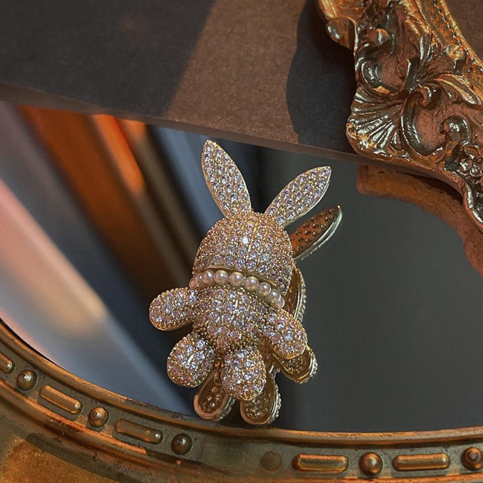 

Вінтажні Жіночі Чоловічі Палацові Розкішні Кришталеві Хрест Метелик Значки Брошки Ретро Бароко Класичні Дамські Банкетні Шпильки для Сукні Ювелірні Вироби