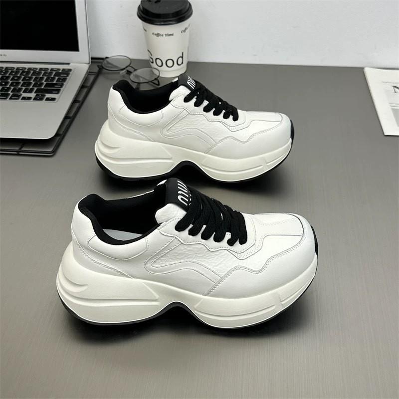 100 skirts with women's casual shoes children 2025 thick-soled heightening white shoes new shoes soft-soled women's shoes board shoes