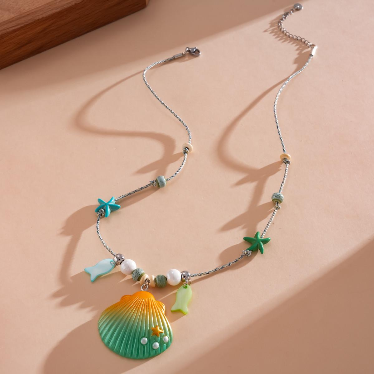 

Boho Ocean Shell Starfish Pendant Necklace for Women Jewelry, Trendy Accessory for Vacation Daily Wear Gift