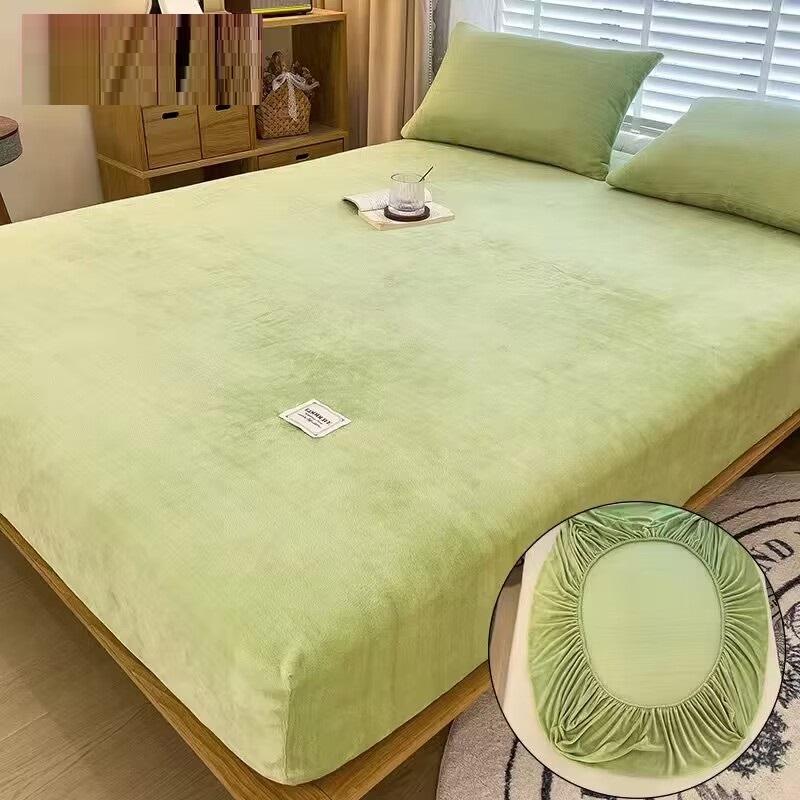 Solid Color Milk Velvet Fitted Sheet Soft Comfortable Bedding Mattress Protector Autumn Winter Warm Mattress Cover for Bedroom
