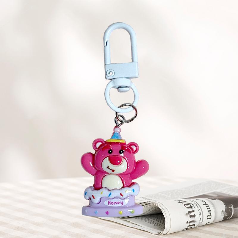 

Милый брелок Лотсо, мультяшный кулон в виде клубничного медведя, кольцо для ключей, подвески для телефона, декор для рюкзака, автомобиля, аксессуары для сумки