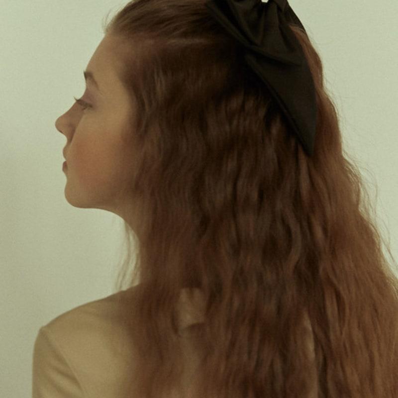 Elizabeth Moments Triple Memory Ribbon Hair Pin