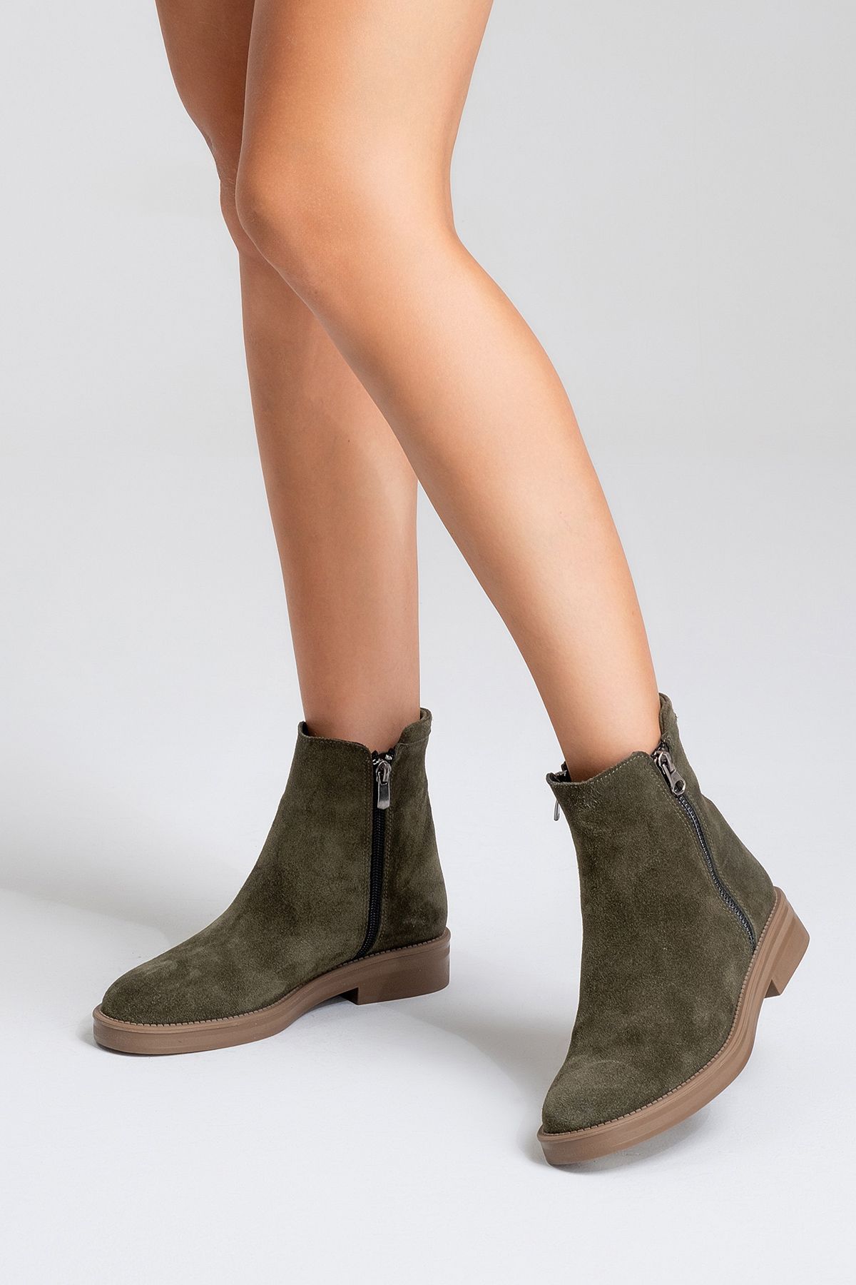 

Women Modern Stylish Fashion Genuine Leather Harben Leather Women Boots Khaki Suede 36