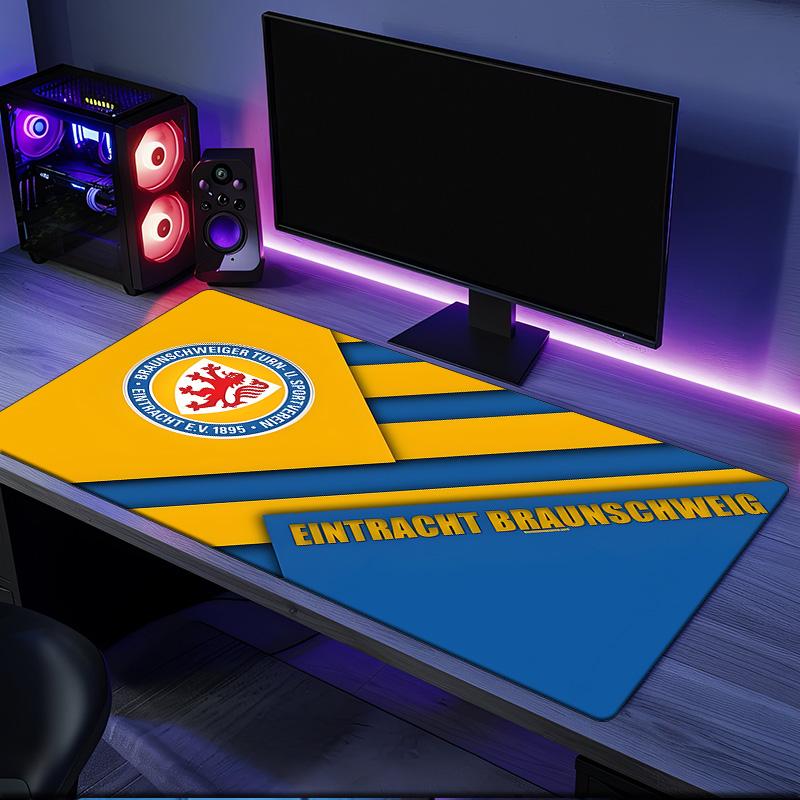 Braunschweig Fc Crest Design Mouse Pad, Rubber Base, Mouse Pad for Gamers and Office Use, Gaming Desk , Easy To Clean Mat Christmas Fan Gifts