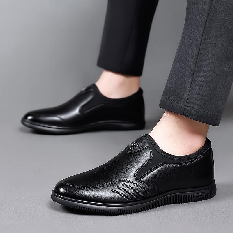 Leather Shoes Men's Summer Soft Leather Cowhide Men's Business Casual Leather Shoes Soft Sole Foot Cover Non-slip Leather Shoes