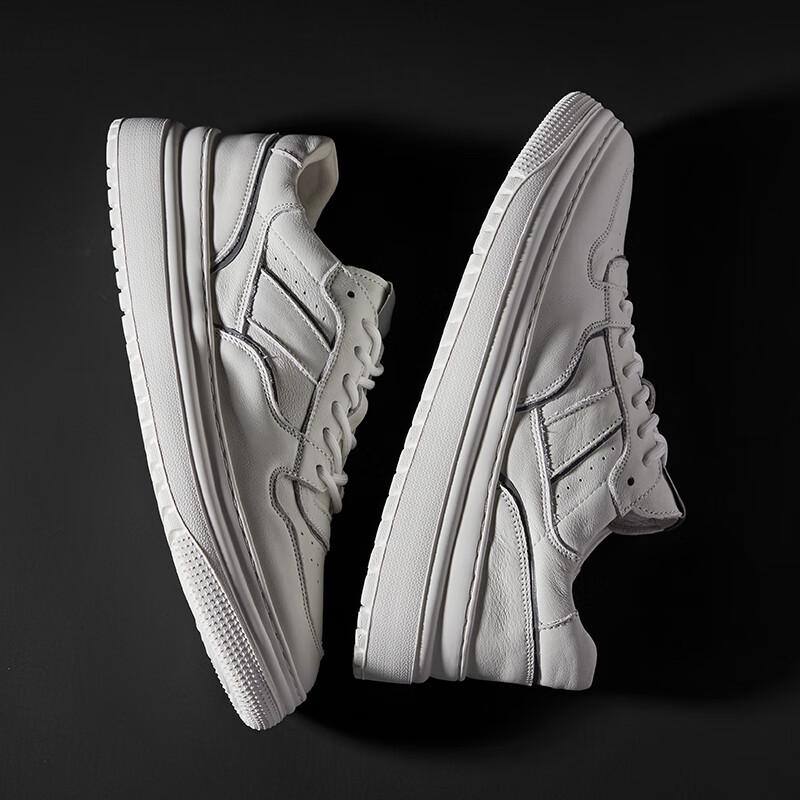HAUT TON Men's White Leather Casual Sneakers