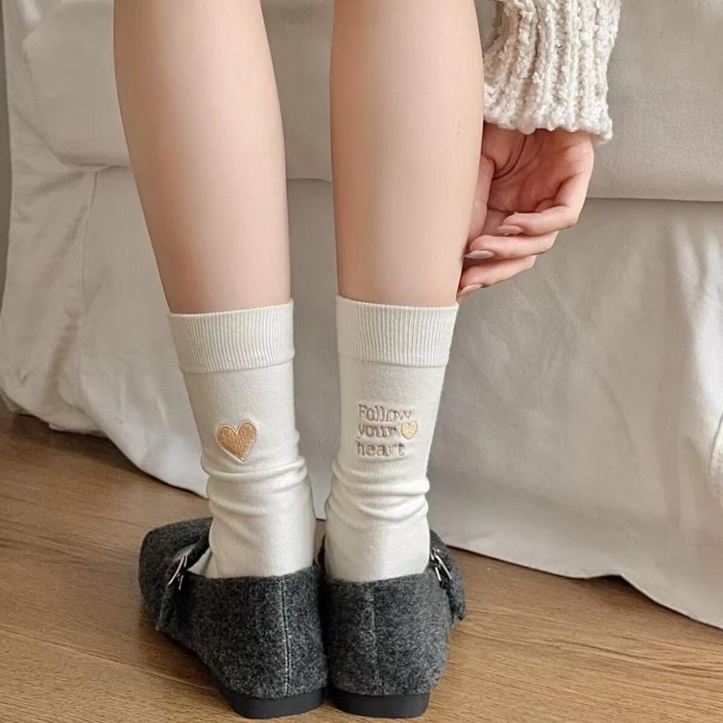 Autumn Designer Ab Embroidery Love Pile Socks Versatile Cotton Socks Trendy Letters