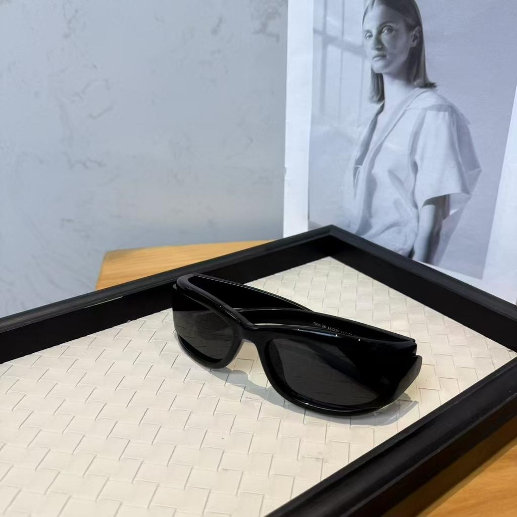 Hong Kong Style Men Women Sunglasses Punk Style Anti-Reflective Sunglass For Men Bicycling Hiking Women Sun Glasses