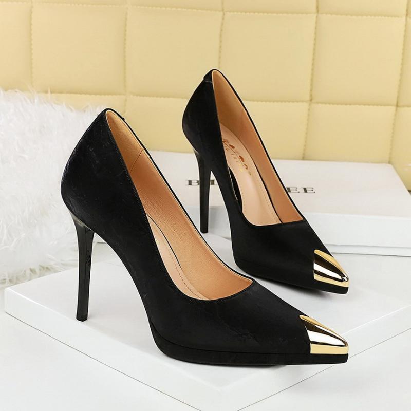 

European And American Style Fashionable Simple High Heels Women s Thin Heels Metal Pointed Toe Women s Shoes Super High Heels 34