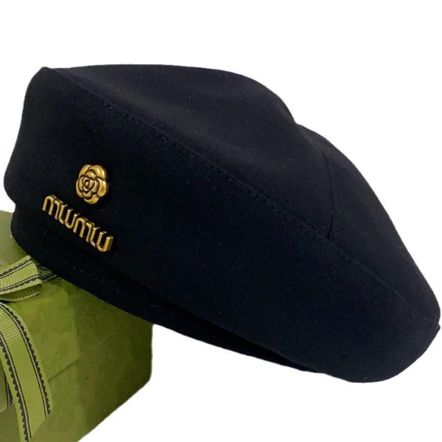Women's Retro Japanese Cartoon Bear Wool Beret Hat