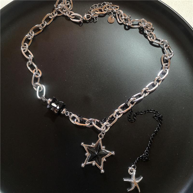 Goth Black Cross Pentagram Red Thorns Heart Pendant Chain Necklace For Women Men Grunge Punk Halloween Jewelry Y2K Accessories